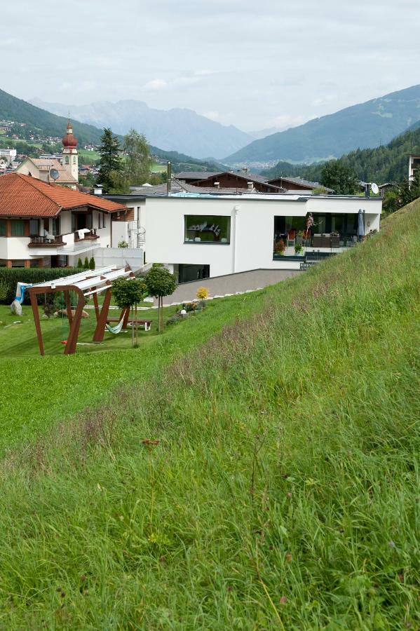 Ferienwohnung Robi Fulpmes Bagian luar foto